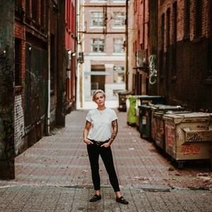 Meet your Posher, Megan